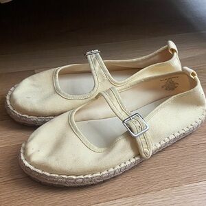 🧡 Women’s Old Navy shoes